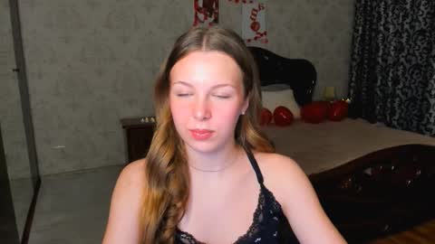 Snapshot of lilyeblake chatting on February 16, 2026, 11:50 am lilyeblake online show from February 16, 2026, 11:50 am