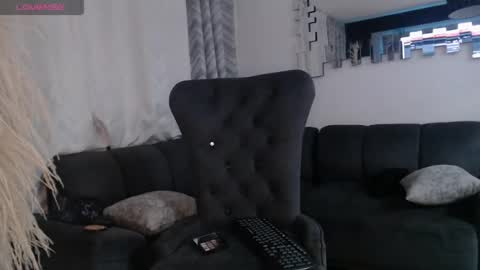 lily online show from June 6, 2026, 5:56 am
