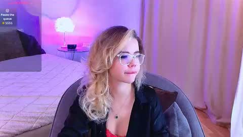 Snapshot of lilyrabbit chatting on September 29, 2025, 5:34 am Rose online show from September 29, 2025, 5:34 am