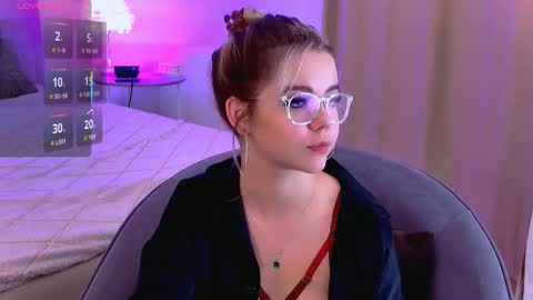 Snapshot of lilyrabbit chatting on October 1, 2025, 5:35 am Rose online show from October 1, 2025, 5:35 am