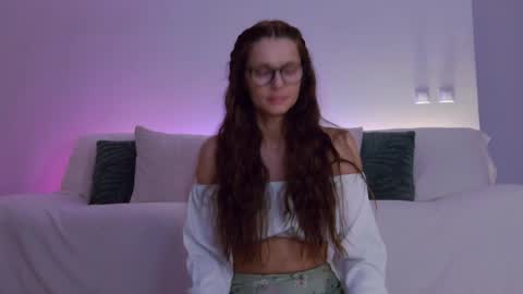 Lily online show from April 14, 2026, 6:14 pm