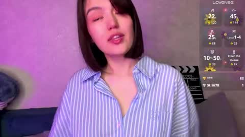 Snapshot of lilysollar chatting on May 11, 2026, 4:04 pm Lily online show from May 11, 2026, 4:04 pm