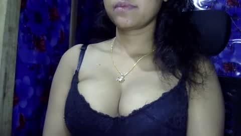 limaakter246618 online show from April 2, 2026, 6:05 pm