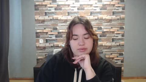 busty princess online show from February 21, 2025, 10:39 am