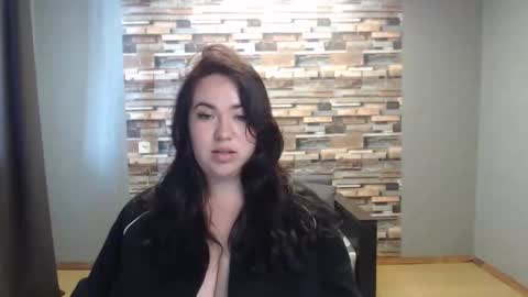 busty princess online show from May 16, 2026, 6:32 am