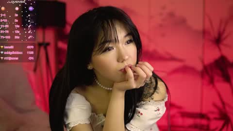 Lin Use menu to play with me  online show from February 6, 2025, 8:45 pm