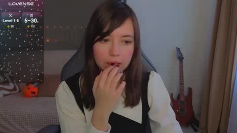 Lina online show from March 5, 2026, 2:29 am