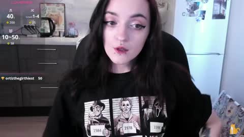 Lina 3  1715622743 online show from April 9, 2026, 7:58 am