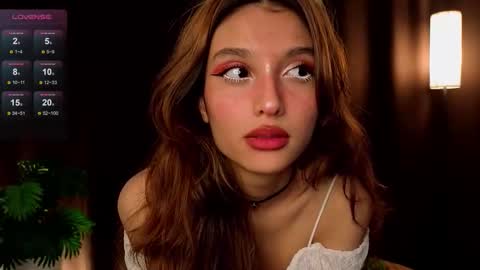 Lina online show from September 29, 2025, 5:18 pm