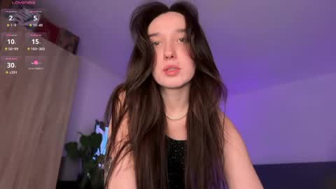 Lina online show from April 30, 2026, 8:57 pm