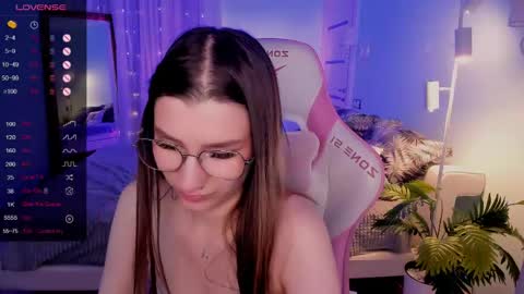 Snapshot of linablossom chatting on April 23, 2026, 12:29 pm Lina online show from April 23, 2026, 12:29 pm