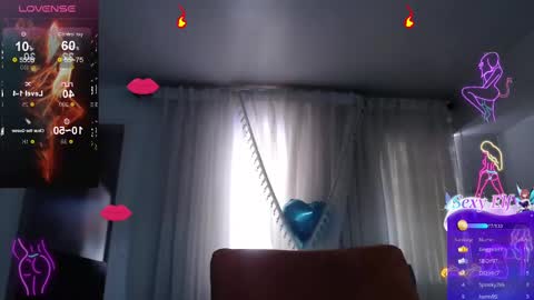 lina palacios online show from March 1, 2025, 2:44 pm