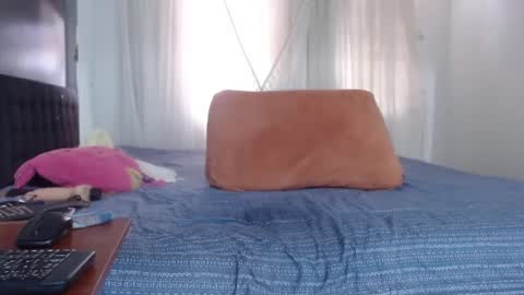 lina palacios online show from March 11, 2025, 8:42 pm