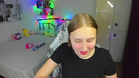 Lina online show from June 2, 2026, 9:17 pm