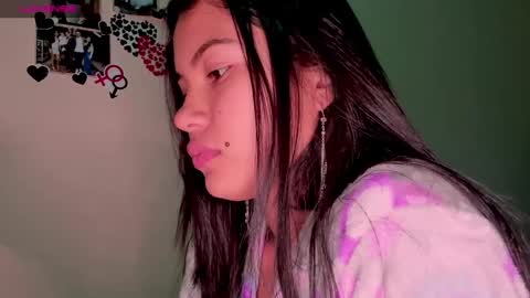 Alana online show from December 10, 2024, 9:54 pm