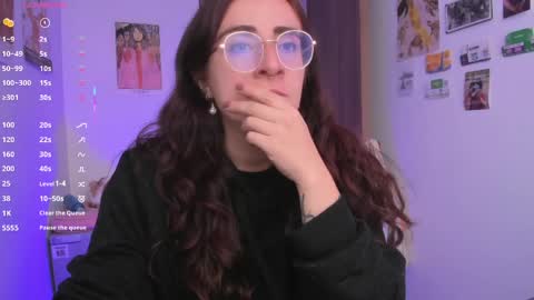 Giggles  online show from March 30, 2026, 8:32 pm