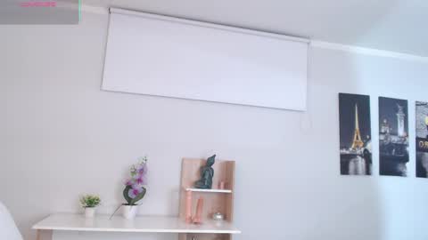 Maria Paula online show from April 18, 2026, 12:20 pm