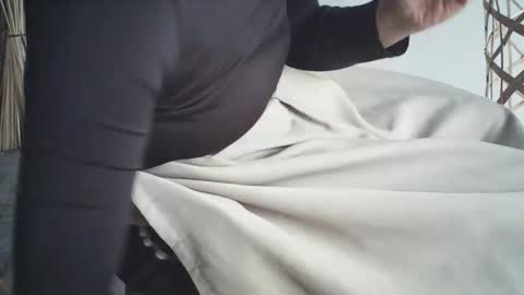 lindababy99 online show from January 13, 2026, 9:36 am