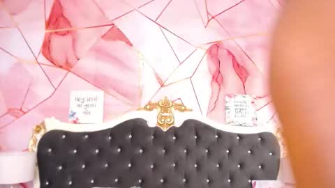 lindabree334458 online show from March 26, 2026, 11:54 pm