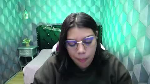Snapshot of lindabreexlove chatting on December 23, 2024, 5:06 am    online show from December 23, 2024, 5:06 am