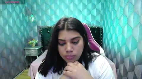 Snapshot of lindabreexlove chatting on January 4, 2025, 1:10 am    online show from January 4, 2025, 1:10 am