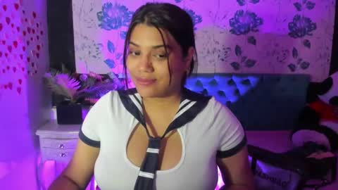 Snapshot of lindabreexlove chatting on January 17, 2025, 9:06 pm    online show from January 17, 2025, 9:06 pm