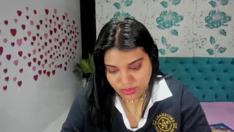 Snapshot of lindabreexlove chatting on February 7, 2025, 7:17 pm    online show from February 7, 2025, 7:17 pm