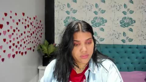 Snapshot of lindabreexlove chatting on February 13, 2025, 3:24 pm    online show from February 13, 2025, 3:24 pm