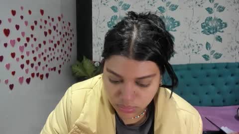 Snapshot of lindabreexlove chatting on February 15, 2025, 2:22 pm    online show from February 15, 2025, 2:22 pm