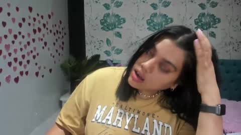 Snapshot of lindabreexlove chatting on March 2, 2025, 8:48 am    online show from March 2, 2025, 8:48 am