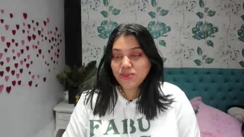 Snapshot of lindabreexlove chatting on March 6, 2025, 6:16 pm    online show from March 6, 2025, 6:16 pm