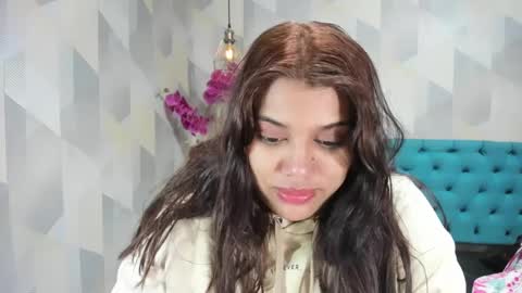 Snapshot of lindabreexlove chatting on September 14, 2025, 4:11 am    online show from September 14, 2025, 4:11 am