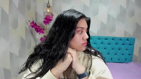 Snapshot of lindabreexlove chatting on October 20, 2025, 5:02 pm    online show from October 20, 2025, 5:02 pm