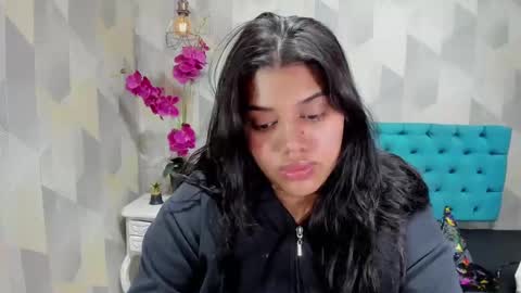 Snapshot of lindabreexlove chatting on October 23, 2025, 7:34 pm    online show from October 23, 2025, 7:34 pm