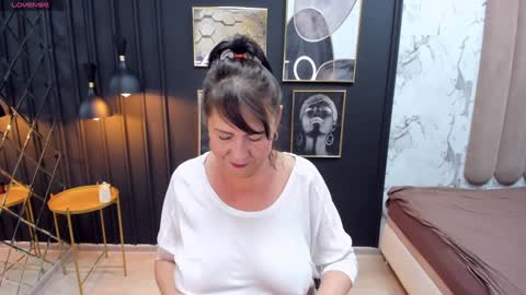 Linda online show from December 17, 2024, 9:17 am