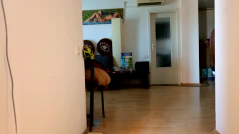 Linda online show from May 12, 2026, 6:32 am