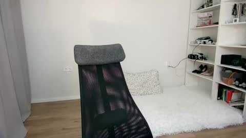 Call me Linda online show from September 30, 2025, 5:40 pm