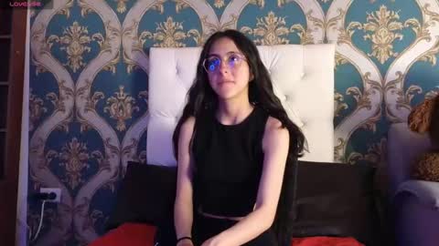 ling ling24 online show from December 3, 2024, 5:55 pm