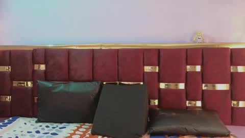 ling ling24 online show from March 6, 2025, 9:58 am