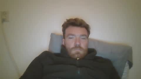 Snapshot of linguistixx333 chatting on January 12, 2026, 3:28 pm linguistixx333 online show from January 12, 2026, 3:28 pm