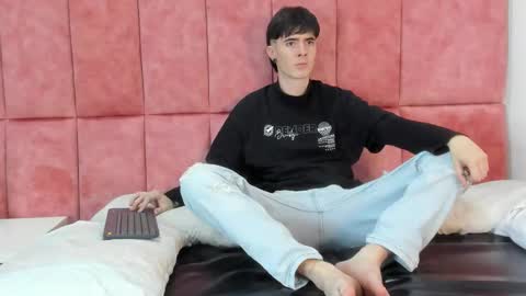 Snapshot of lio_____ chatting on March 3, 2026, 4:18 am Lio online show from March 3, 2026, 4:18 am