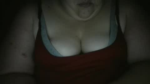 Snapshot of lioness0228 chatting on September 29, 2025, 2:27 am Lioness0228 online show from September 29, 2025, 2:27 am