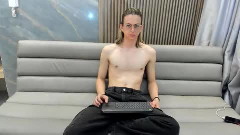 Snapshot of lior_evan chatting on November 30, 2025, 11:58 am Lior evan online show from November 30, 2025, 11:58 am