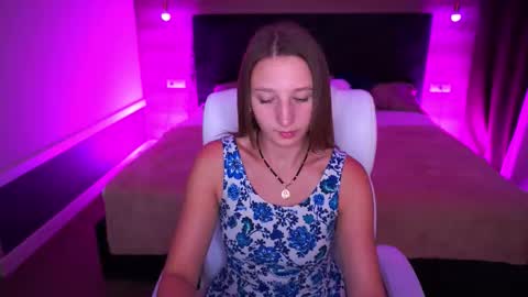 Snapshot of liorafox chatting on September 17, 2025, 4:52 pm Lia online show from September 17, 2025, 4:52 pm