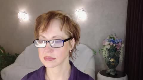 Liora Weiss online show from March 4, 2026, 6:52 am