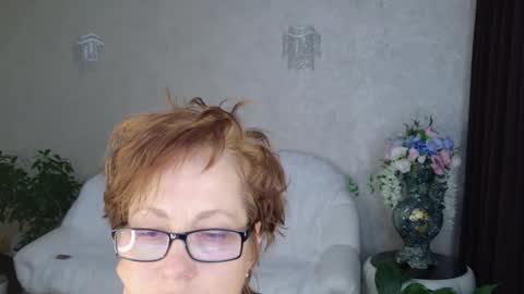 Liora Weiss online show from March 9, 2026, 6:39 am