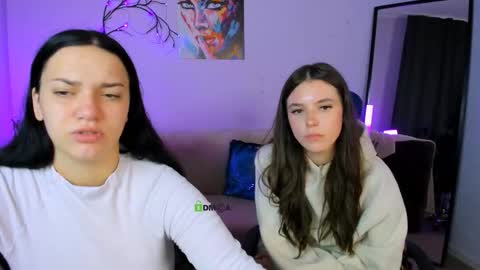 lira li online show from September 17, 2025, 7:54 am