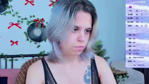 Snapshot of lirabelles chatting on June 5, 2026, 7:03 am hello Ill be waiting for you during these hours tue 10am-5pm wed 3am-5pm thu 3am-5pm fri 3am-10am sat 10am-5pm sun 3am-1GMT online show from June 5, 2026, 7:03 am