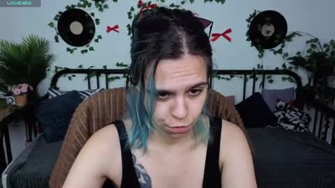 Snapshot of lirabelles chatting on July 2, 2026, 3:06 am hello Ill be waiting for you during these hours tue 10am-5pm wed 3am-5pm thu 3am-5pm fri 3am-10am sat 10am-5pm sun 3am-1GMT online show from July 2, 2026, 3:06 am