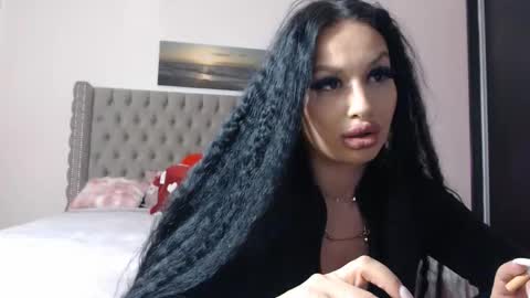 Lisa online show from March 4, 2026, 8:59 pm